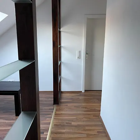 Luxurioeses 10min Zum Universitaet Κάσελ