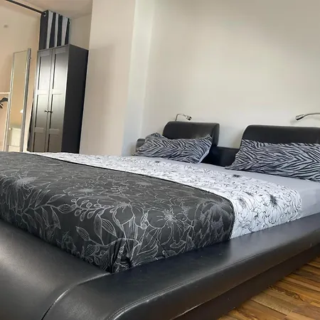 Luxuriöses 10min Zum Universität Privatunterkunft