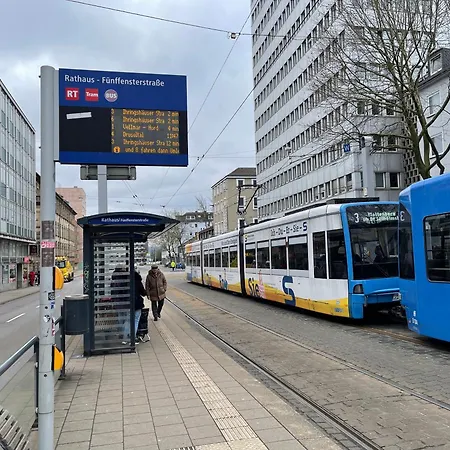 Δωμάτια σε οικογενειακή κατοικία Luxurioeses 10min Zum Universitaet *