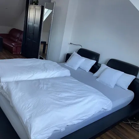 Luxurioeses 10min Zum Universitaet