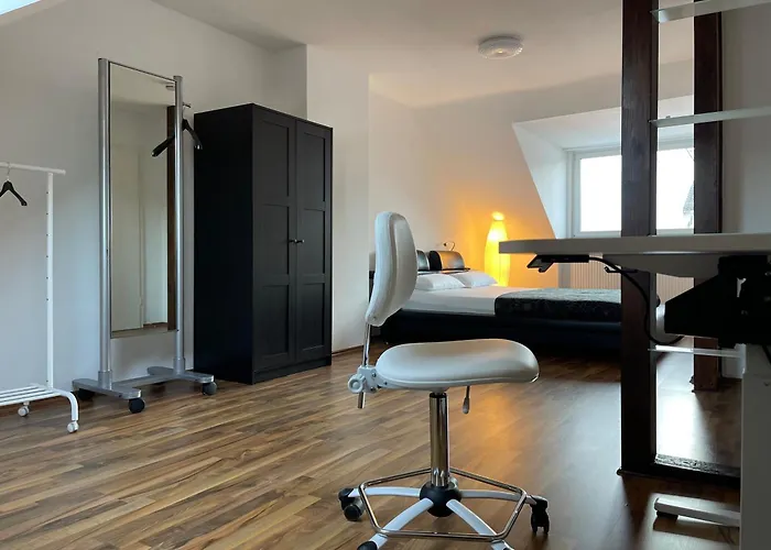 Luxurioeses 10min Zum Universitaet