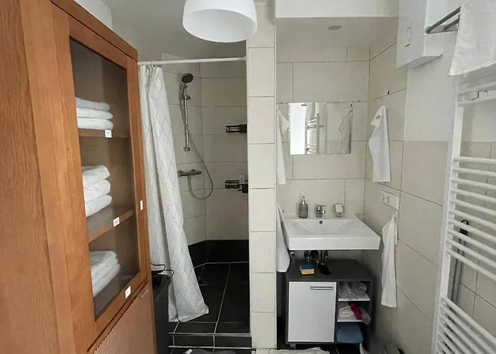 Homestay szállás Luxurioeses 10min Zum Universitaet